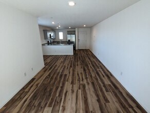 12103 Mojave Gold Rd in Las Vegas, NV - Building Photo - Building Photo