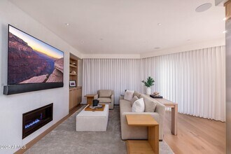 7175 E Camelback Rd in Scottsdale, AZ - Building Photo - Building Photo