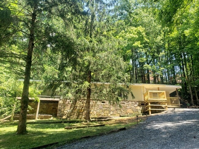 property at 1110 S Spring Hollow Rd