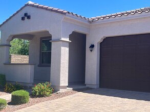 19707 W Heatherbrae Dr in Litchfield Park, AZ - Building Photo - Building Photo