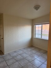 1385 Riverside Dr in Barstow, CA - Building Photo - Building Photo