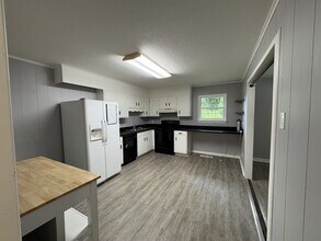 4240 Crestview Dr in Chattanooga, TN - Building Photo - Building Photo
