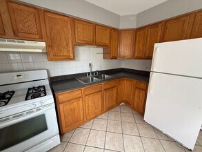 8000 Grand Ave in River Grove, IL - Building Photo - Building Photo