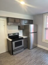 408 Stewart Ave. in Ithaca, NY - Foto de edificio - Building Photo