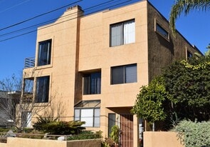 5744 Mildred St in San Diego, CA - Building Photo