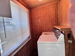 233 Barbara Ave in Midway Park, NC - Building Photo - Building Photo