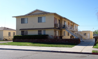 1081 E Morton Pl Apartments