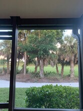 1542 Mainsail Dr in Naples, FL - Foto de edificio - Building Photo