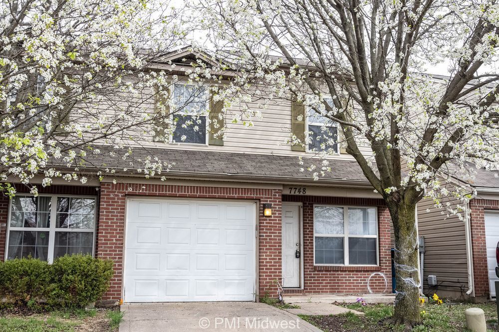 7748 Mountain Stream Way in Indianapolis, IN - Building Photo