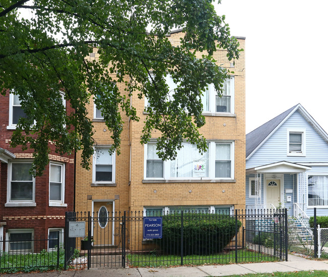 4626 W McLean Ave in Chicago, IL - Building Photo - Building Photo