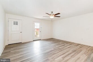 1708 Fairmont Dr in Harrisburg, PA - Building Photo - Building Photo