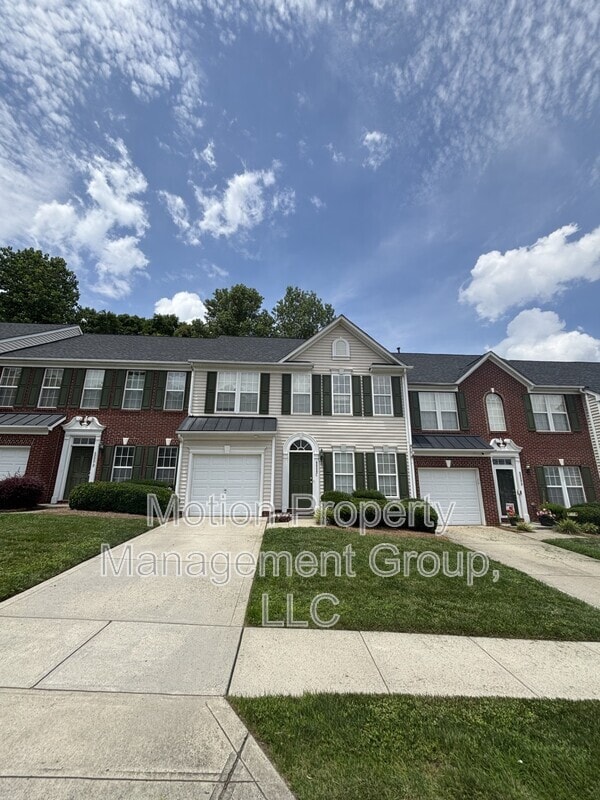 property at 6000 Boathouse Ln