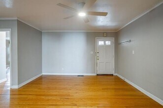 4224 Donnelly Ave in Fort Worth, TX - Building Photo - Building Photo