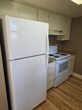 300 Shafer Ln in Jacksonville, OR - Building Photo - Building Photo