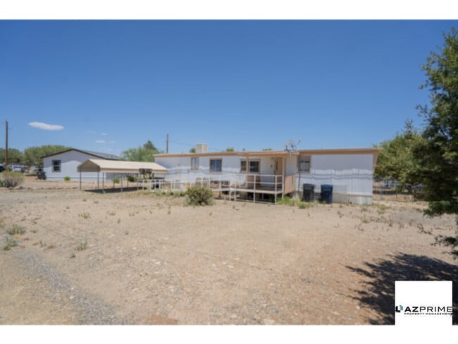 property at 16045 S Apache Trail