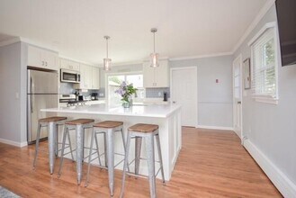 39 Grafton St in Newport, RI - Building Photo - Building Photo