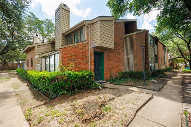 9254 Forest in Dallas, TX - Building Photo