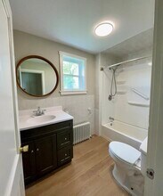239 New Boston Rd in Fairhaven, MA - Building Photo - Building Photo