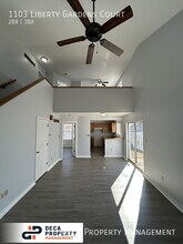 1103 Liberty Gardens Ct in Florissant, MO - Building Photo - Building Photo