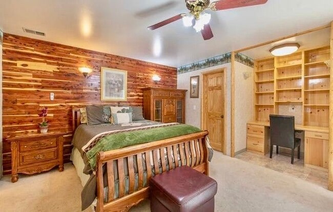 336 W Sherwood in Big Bear, CA - Building Photo - Building Photo