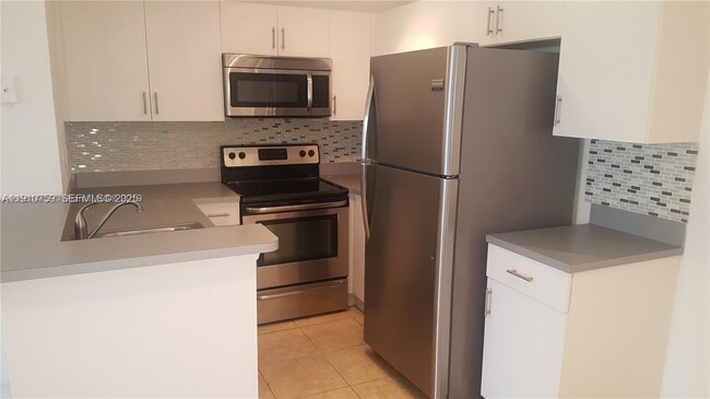 property at 1100 SE 4th Ave