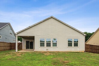 3720 Hazel Ave in Cumming, GA - Building Photo - Building Photo