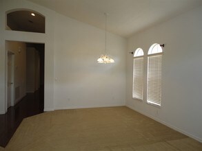 2821 Sand Arbor Cir in Orlando, FL - Building Photo - Building Photo