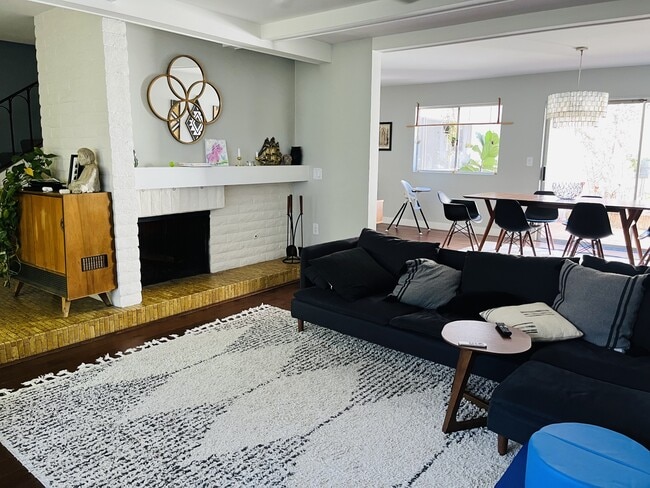 property at 4511 Collwood Ln