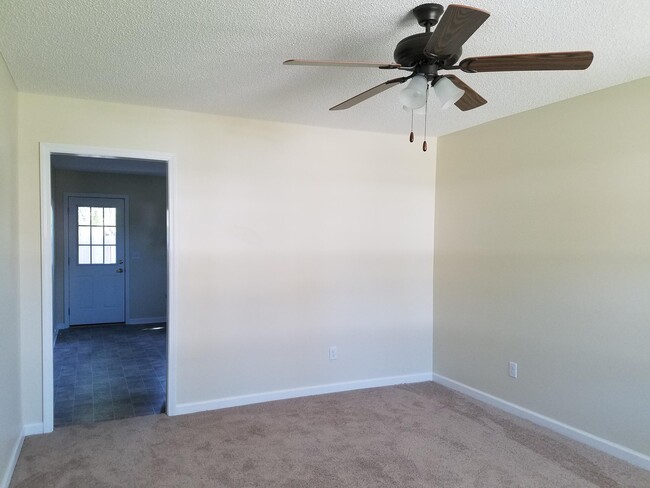 1953 Coral Way in Sumter, SC - Building Photo - Building Photo