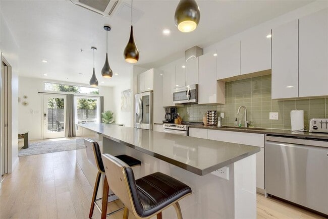 1701 MLK Jr Blvd in Austin, TX - Building Photo - Building Photo