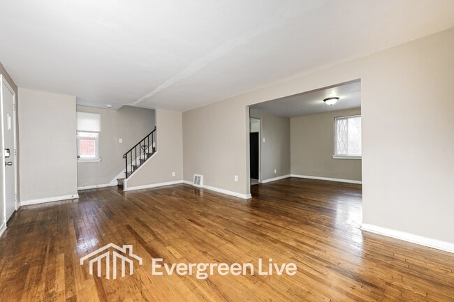 919 Elizabeth St in Pittsburgh, PA - Building Photo - Building Photo