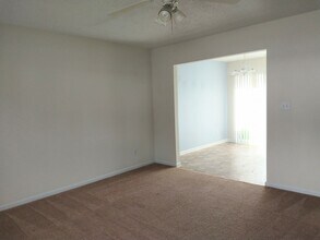 63 Pirates Cove Dr in Swansboro, NC - Building Photo - Building Photo