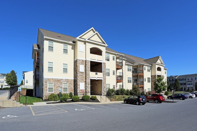 Hawthorne Gardens in Lancaster, PA - Building Photo - Building Photo