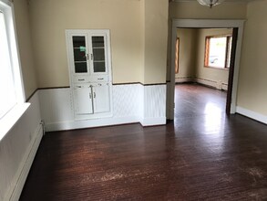 331 College St SE in Valley City, ND - Building Photo - Building Photo