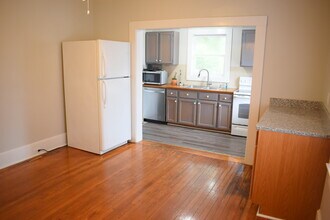 306 Kenwood Ave, Unit A in Wilmington, NC - Building Photo - Building Photo