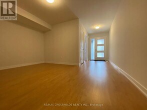68 Stauffer Cres in Markham, ON - Building Photo - Building Photo