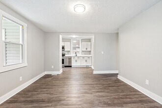 61 Glenmore Ave in Pittsburgh, PA - Building Photo - Building Photo