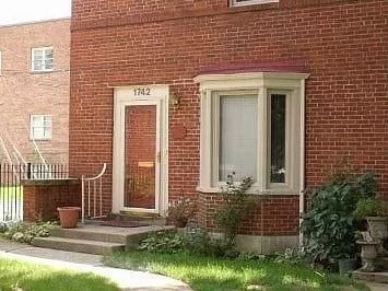 property at 1742 E Broad St