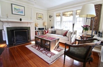 34 Bates St in Cambridge, MA - Building Photo - Building Photo