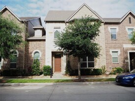 4129 S Broadway Ave in Flower Mound, TX - Building Photo