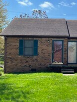 150 Cypress Dr, Unit 142 in Frankfort, KY - Building Photo