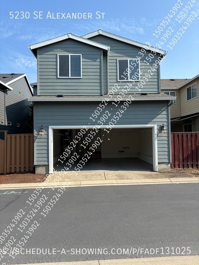 5230 SE Alexander St in Hillsboro, OR - Building Photo - Building Photo
