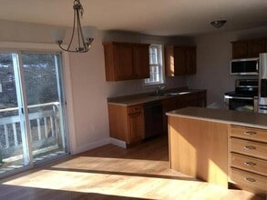41 Blueberry Hill Rd in Woburn, MA - Building Photo - Building Photo