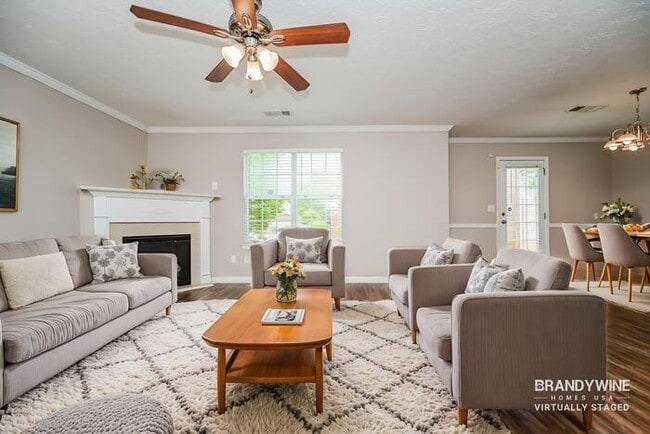1178 Dunaway Dr in Mcdonough, GA - Foto de edificio - Building Photo