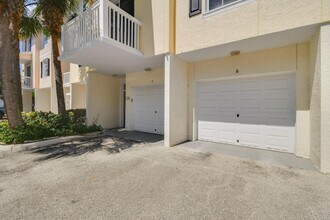 175 Galicia Way in Jupiter, FL - Foto de edificio - Building Photo