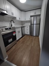 27705 Valley Run Dr in Wilmington, DE - Building Photo - Building Photo