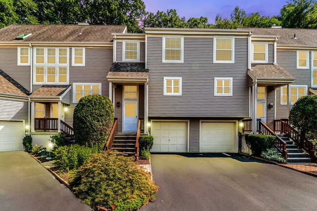 property at 613 Foxboro Dr