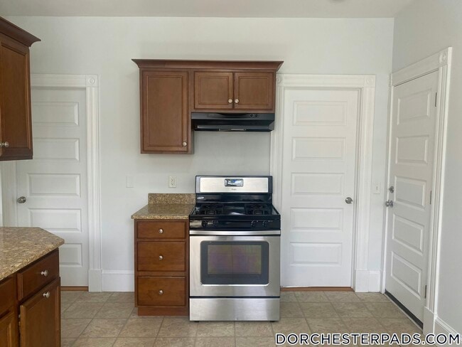 15 Romsey St in Boston, MA - Building Photo - Building Photo