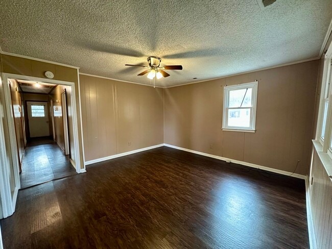 9255 Paxville Hwy in Manning, SC - Building Photo - Building Photo