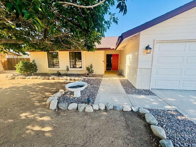 57886 El Dorado Dr in Yucca Valley, CA - Building Photo - Building Photo